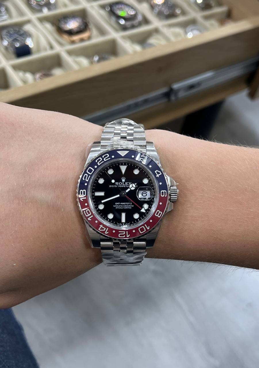 Как отличить оригинальный Rolex от подделки в 2026